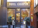 Paris_-_Tuer_zum_Hotel_Chopin_in_der_Passage_Jouffroy.jpg