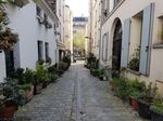 Paris_-_Cite_du_Midi_auf_Montmartre.jpg