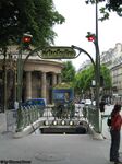 Paris_-_Metro-Station_Monceau.jpg