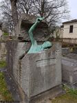 Paris_-_Grab_auf_dem_Friedhof_Pere_Lachaise.jpg