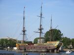 Amsterdam_-_VOC-Segelschiff.jpg