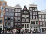 Amsterdam_-_Haeuser_am_Rokin.jpg