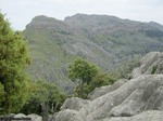 Mallorca_-_Blick_in_die_Berge_der_Serra_de_Tramuntana.jpg