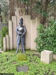 Koeln_-_Grabstaette_des_Karnevalisten_Hans-Gert_Kierdorf_auf_dem_Friedhof_Melaten.jpg